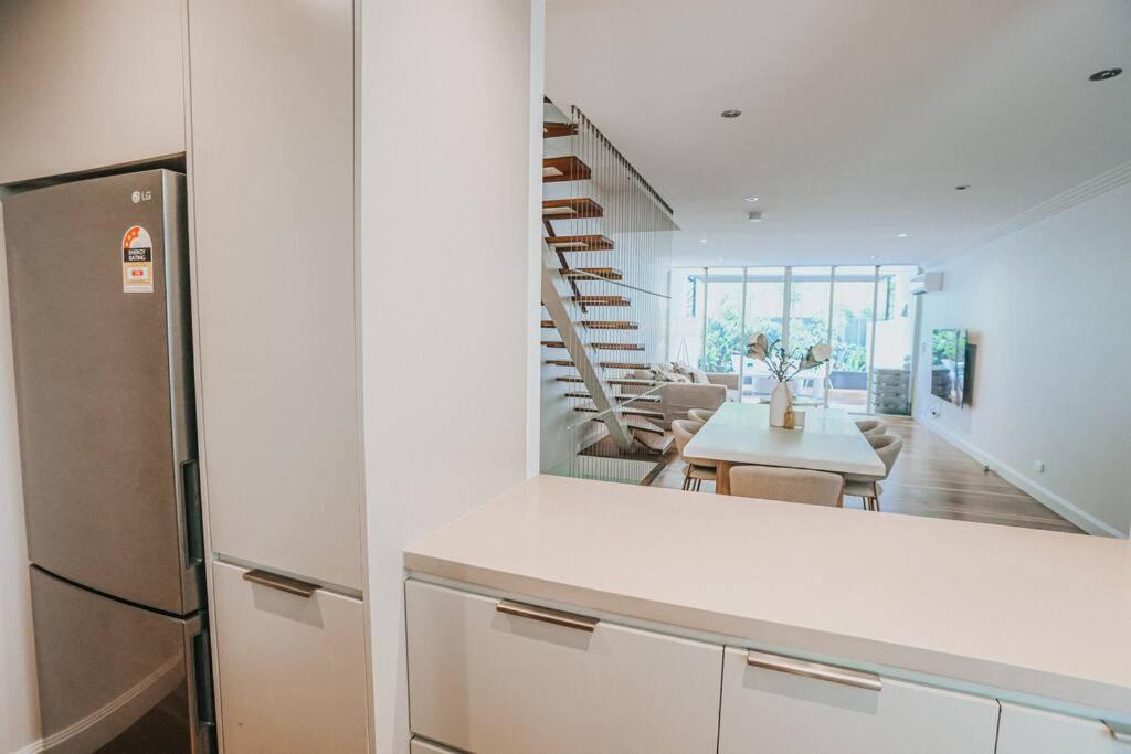 Holiday home Tranquil Stylish Urban Retreat