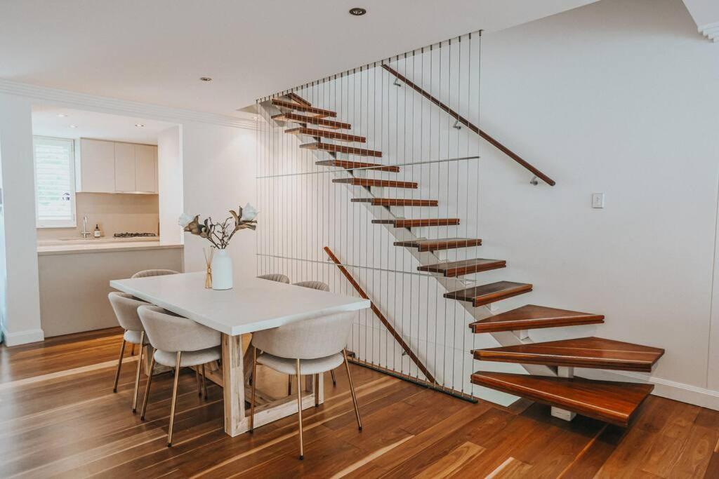 Tranquil Stylish Urban Retreat * Sydney
